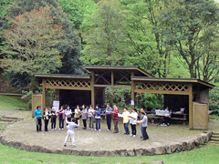 七沢森林公園の野外ステージ